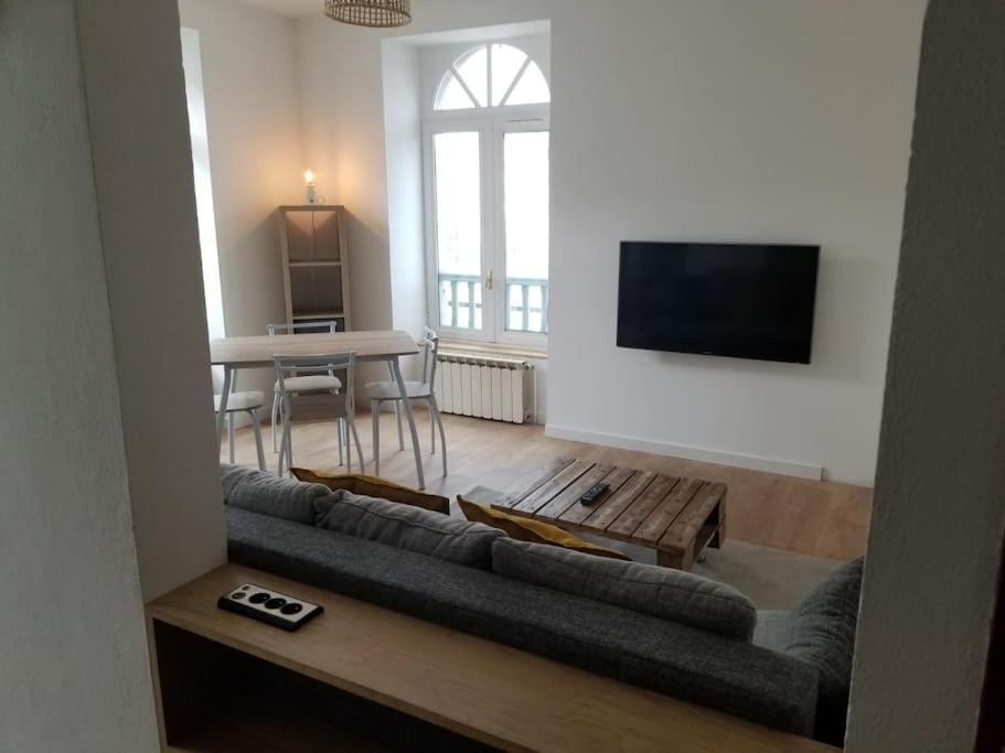 בנרס-דה-ביגור Appartement Cosy Entierement Renove מראה חיצוני תמונה